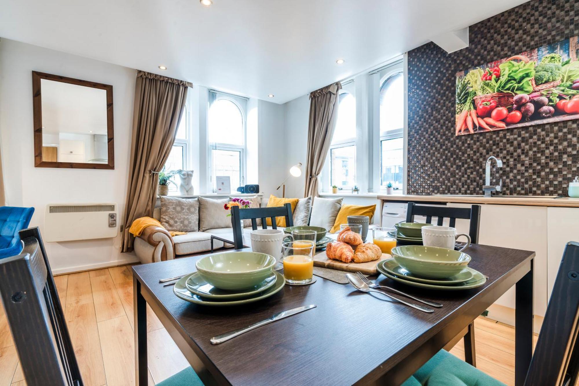 Cavern Quarters, Beautiful Two Bedroom City Centre Apartment By Garudy Serviced Apartments And Short Lets - Perfect For Longer Stays Liverpool Exterior foto