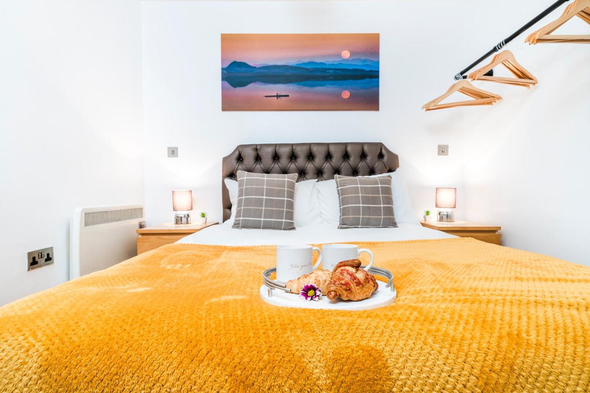 Cavern Quarters, Beautiful Two Bedroom City Centre Apartment By Garudy Serviced Apartments And Short Lets - Perfect For Longer Stays Liverpool Exterior foto