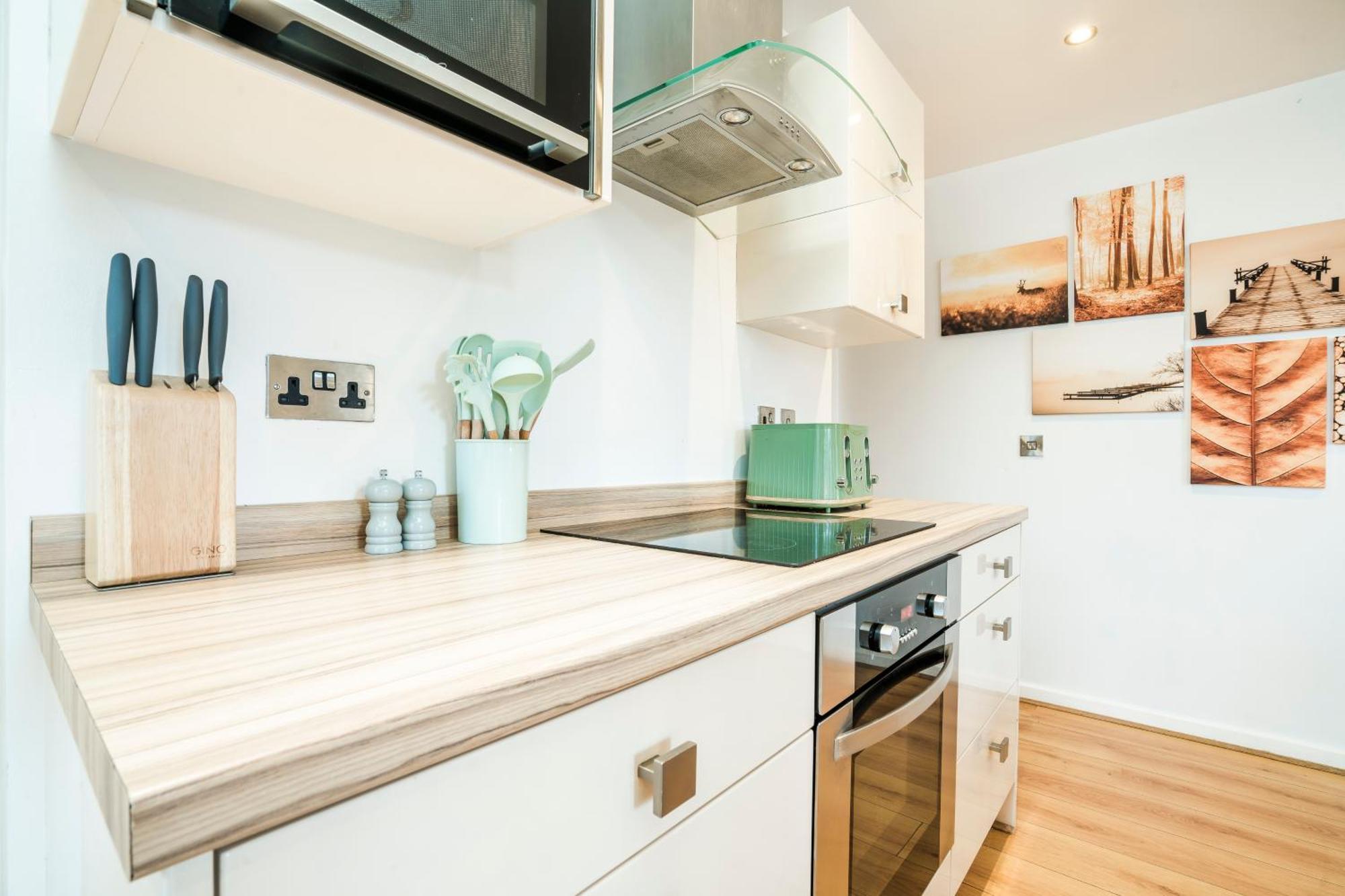 Cavern Quarters, Beautiful Two Bedroom City Centre Apartment By Garudy Serviced Apartments And Short Lets - Perfect For Longer Stays Liverpool Exterior foto